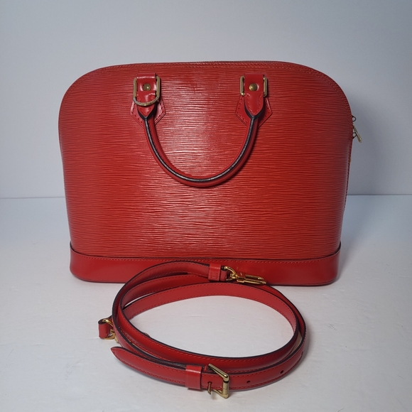 Louis Vuitton Vintage 1996 Red Epi Alma PM - Picture 3 of 17